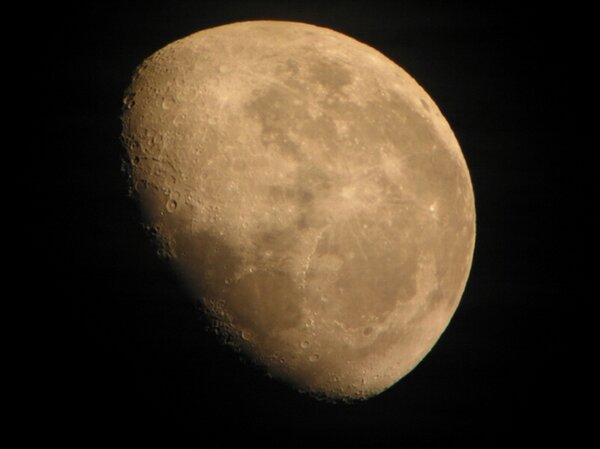 Moon near horizon