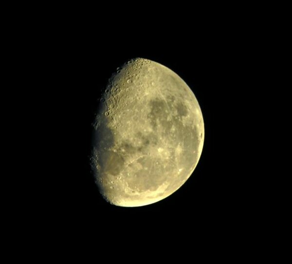 Moon on 3/9/04