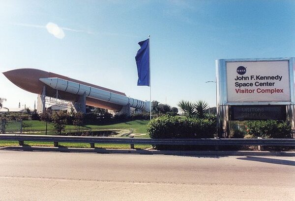 Shuttle Fuel Tank and Booster Rockets