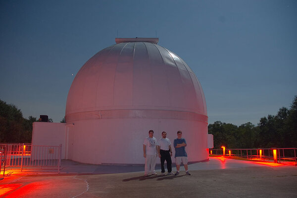 Steve, Andrew, Nethan at the George front of the 36"