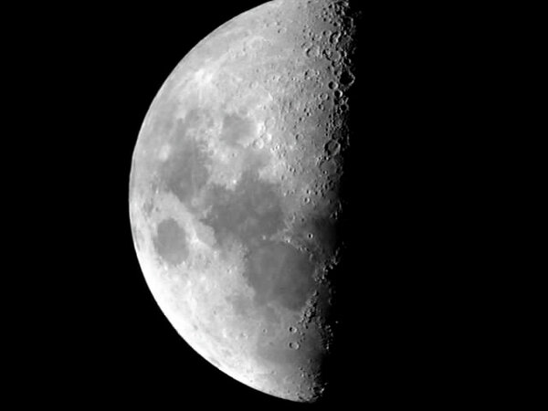 Moon(8-12-05)
