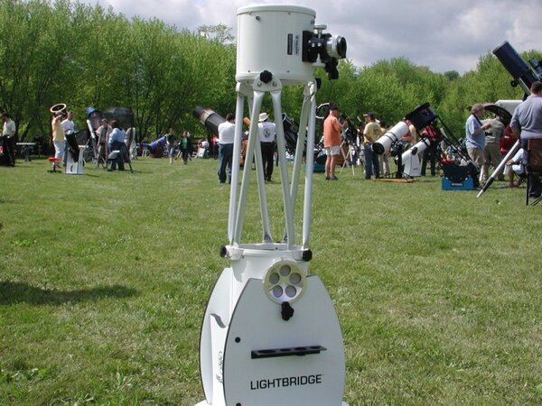 Meade LightBridge 8"