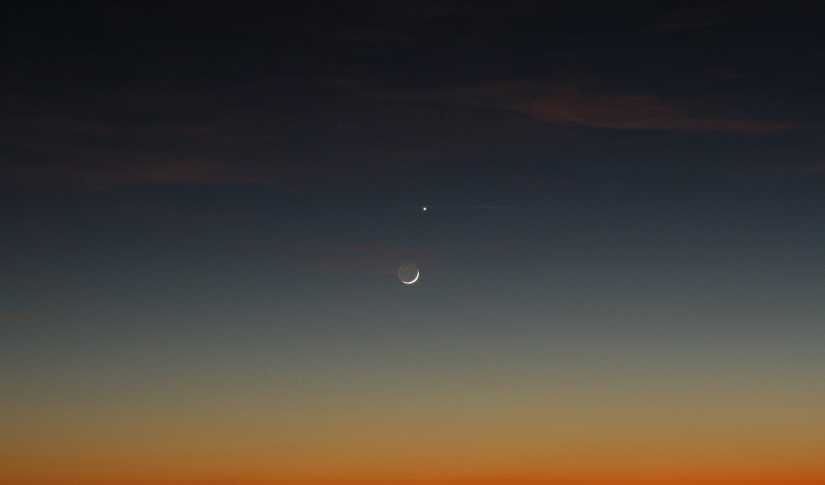 Σελήνη 1,5 ημέρας και Αφροδίτη