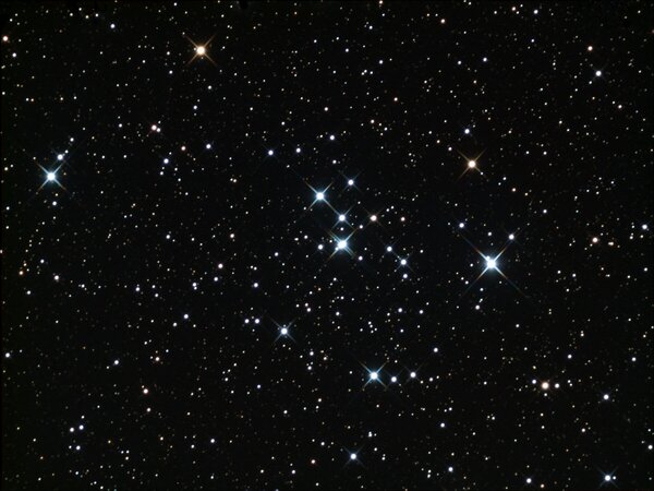 M47 / NGC 2422 LRGB 1200x900
