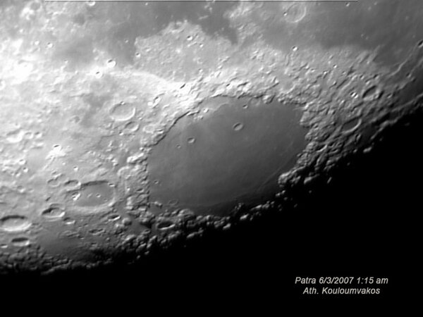 Mare Crisium 6/3/2007