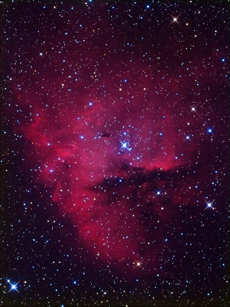NGC 281 PacMan Nebula in Cas LRGB 900x1200