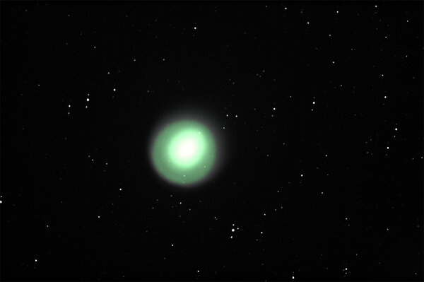 Comet 17P/Holmes απο το Σαββατιάτικο κυνήγι με τα σύννεφα απο τον Κιθαιρώνα. Ο πρώτος κομήτης που φωτογραφίζω. Ουάουυυυ...