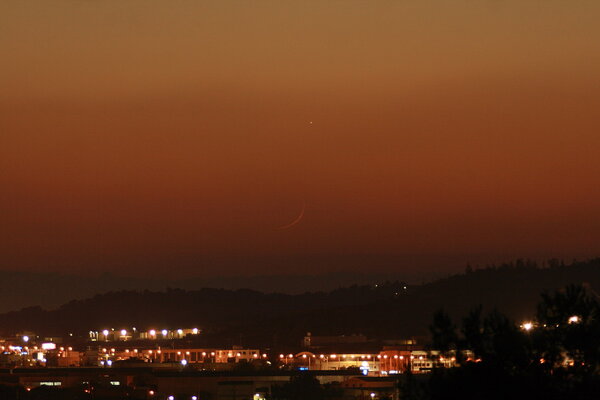 Σύνοδος Σελήνης - Ερμή, 9 Ιανουαρίου 2008, 18:06 χ.ω.Ε.