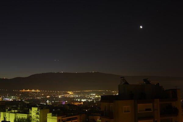 Περισσότερες πληροφορίες για το "Venus-Jupiter conjunction Feb 08"