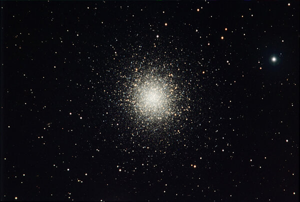 M13