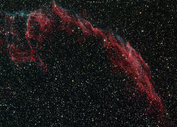 Περισσότερες πληροφορίες για το "NGC 6992 (Mosaic 2x2)"