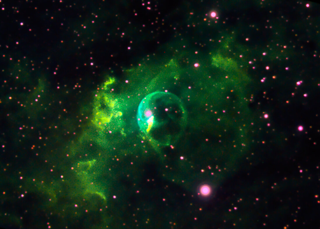 NGC 7635 (ΣΕ ΔΙΑΤΑΞΗ HUBBLE'S PILLARS OF CREATION MIX)