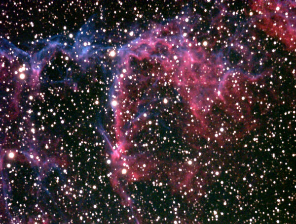 NGC 6995 - Μικρό μέρος τής Μεγάλης εκρήξεως!...