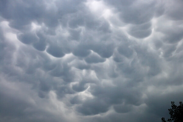 Σύννεφα Mammatus