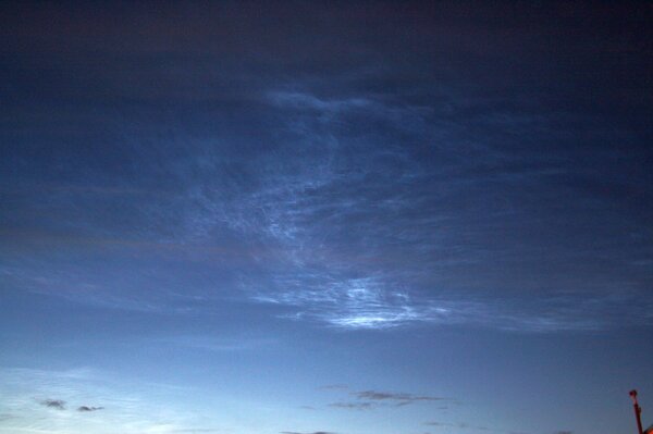 Ακόμη ένα Noctilucent Cloud στο Δουβλίνο