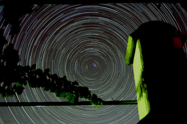 Startrails  απο Χανια 19.8.09