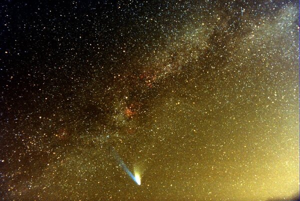 Comet Hale-Bopp