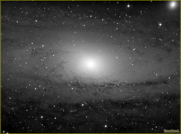 Περισσότερες πληροφορίες για το "Γαλαξίας της Ανδρομέδας - Μ31 (πυρήνας)"