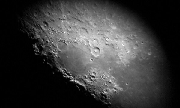 Mare Nectaris, Theofilus