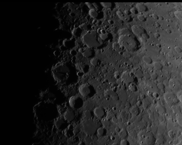 Περισσότερες πληροφορίες για το "Moon 21/4/2010"