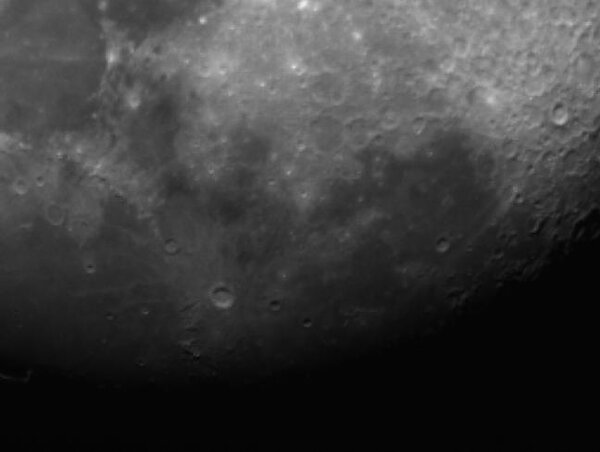 Τίτλος: Η πρώτη μου απόπειρα φωτογράφισης &#8211; Σελήνη.