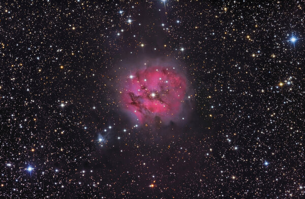 Περισσότερες πληροφορίες για το "Ic5146 - Cocoon Nebula"