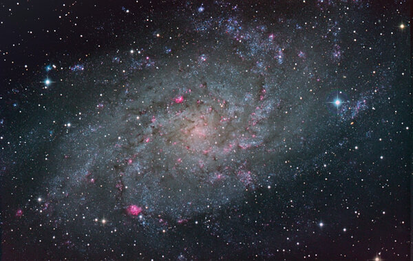 M 33