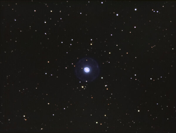 Περισσότερες πληροφορίες για το "Ngc 6826. 'Blinking' Planetary Nebula"