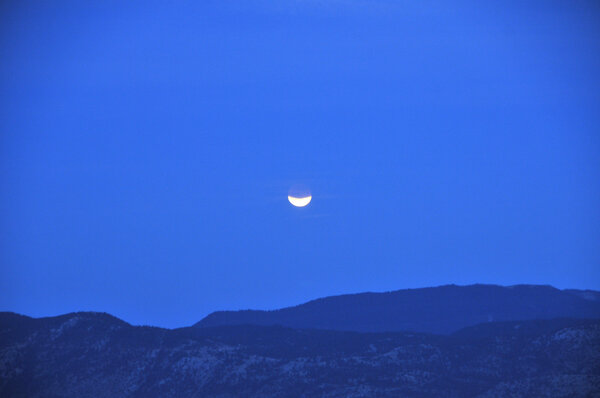 ΕΚΛΕΙΨΗ ΣΕΛΗΝΗΣ     10 12 2011