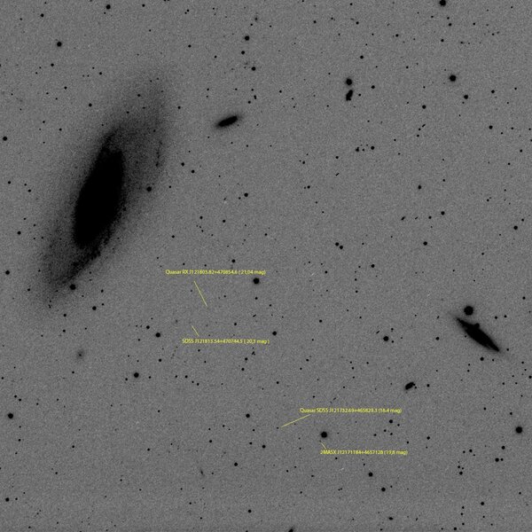 Κβάζαρ 21mag δίπλα στοv M106