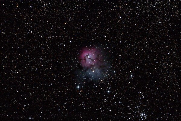 Περισσότερες πληροφορίες για το "Trifid Nebula"