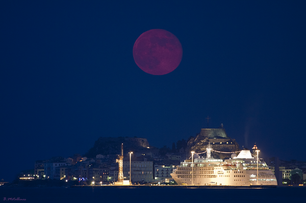 Phantom Moon - 04 July 2012