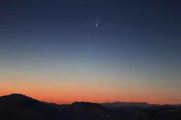 Κομήτης Pan-starrs (c/2011 L4)