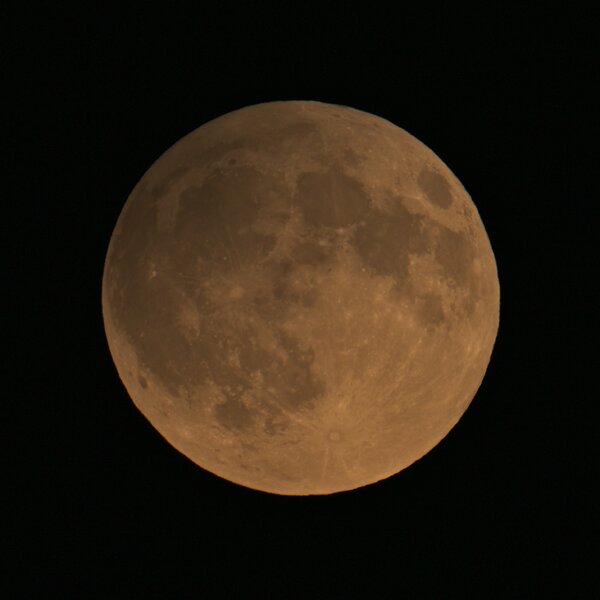 Μερική Έκλειψη Σελήνης 25-4-2013 απο Γερμανια