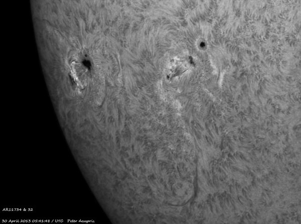 AR11734 & 32 στο H-alpha