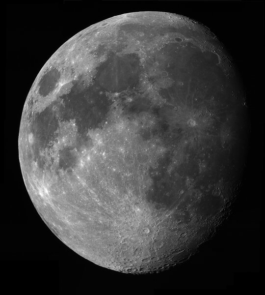 Σελήνη. Συρραφή 25 Φωτογραφιών
