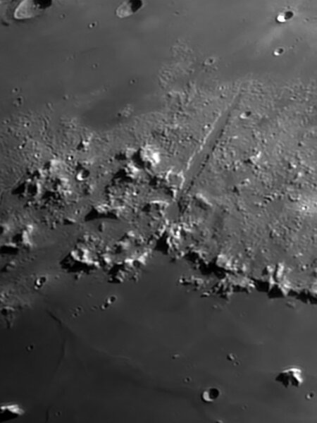 Moon Vallis Alpes 6-7-2014