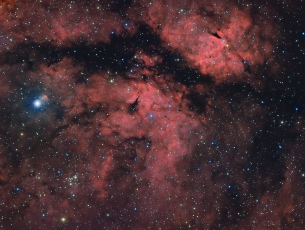 Περισσότερες πληροφορίες για το "Ngc6910 Hargb"