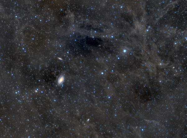 Περισσότερες πληροφορίες για το "Περιοχή Μεγάλης Άρκτου Μ81/Μ82/IFN + Volcano Nebulae"