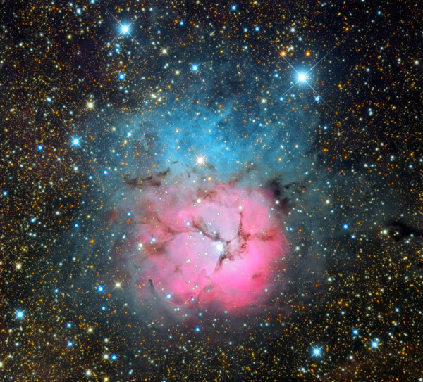 The Triffid Nebula - M20