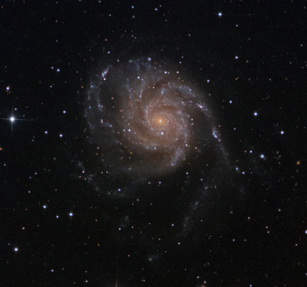 Περισσότερες πληροφορίες για το "M101 Pinwheel Galaxy"