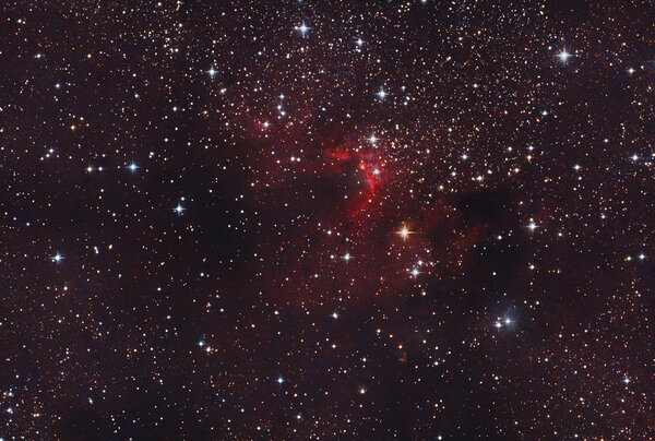 Caldwell9 (sh2-155)  Cave Nebula και Vdb 155
