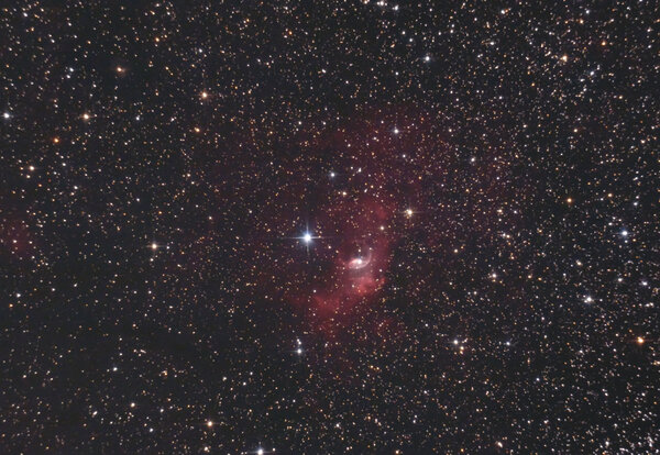 Περισσότερες πληροφορίες για το "Ngc 7635 The Bubble Nebula"