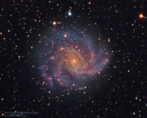 Περισσότερες πληροφορίες για το "Ngc 6946 The Fireworks Galaxy"