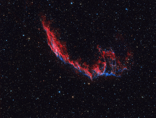 Περισσότερες πληροφορίες για το "Ngc-6992 Eastern Veil Nebula"