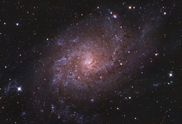 Περισσότερες πληροφορίες για το "M33 Triangulum Galaxy"