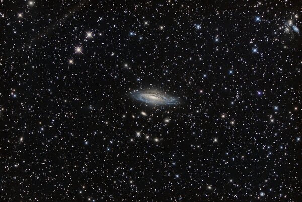 Περισσότερες πληροφορίες για το "Ngc7331 And Stephan''s Quintet"