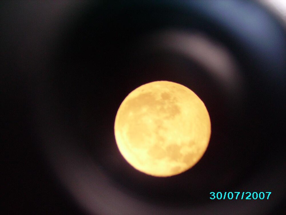 1057901103_scopefullmoon.thumb.JPG.0b82c05c6c7895de373d1c17b7b3ce31.JPG