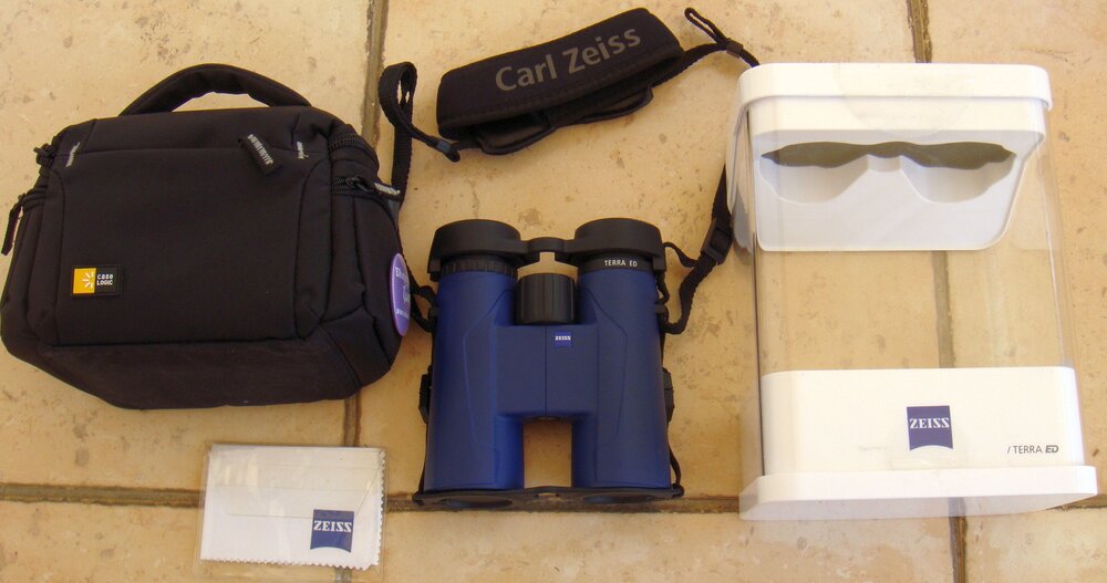 165866045_ZeissTerraED8x42Pack.thumb.jpg.58da5feeed0f62a680a9d2f761cffe6a.jpg