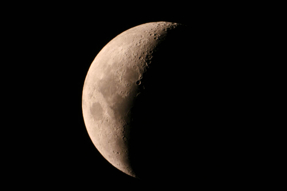 MOON3.thumb.jpg.113b4ac79b34519f9708fb41d649109e.jpg